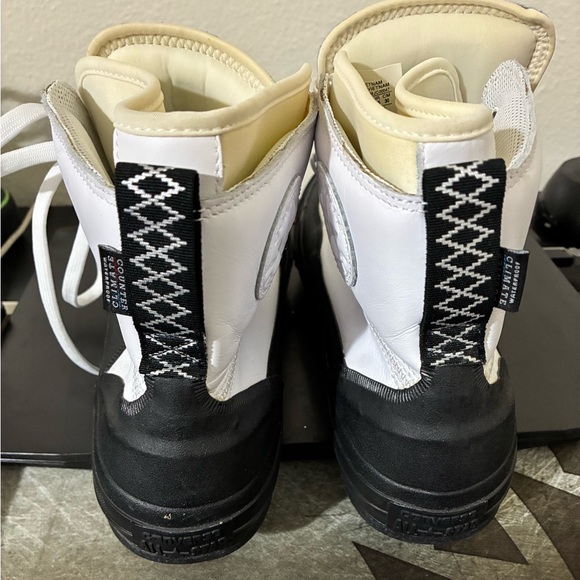 Men’s Converse - Picture 7 of 8